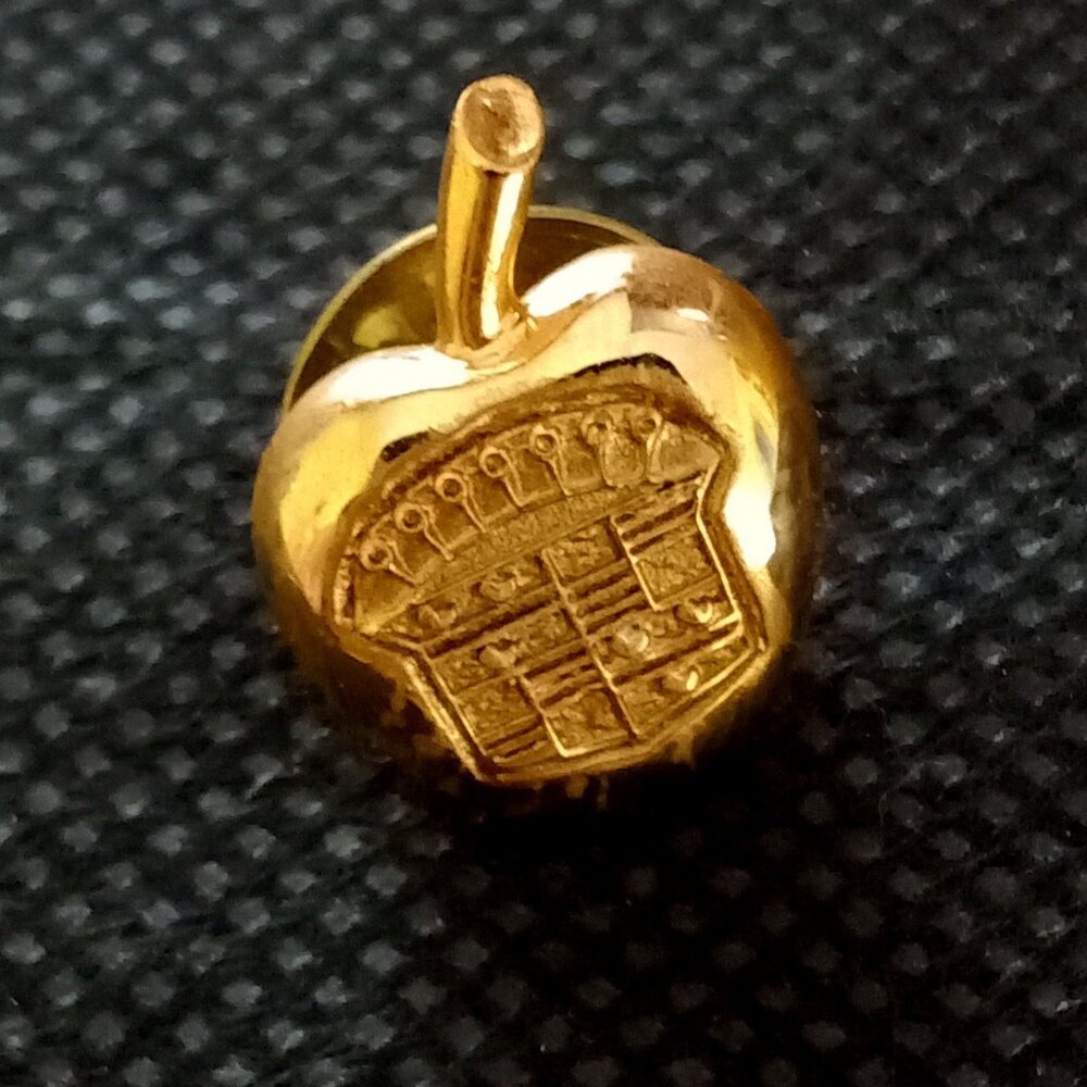 NYC Auto Show Tac Pin